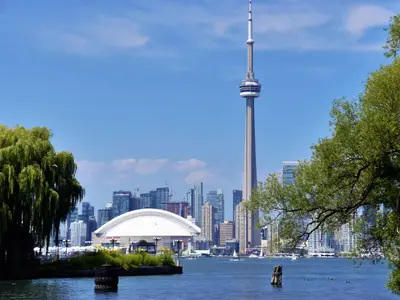 Toronto skyline with the CN Tower